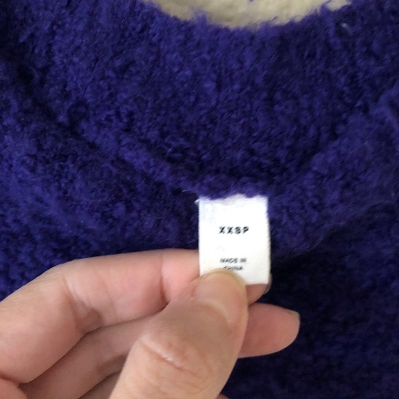 Moth by Anthropologie cut out sweater - Picture 4 of 4